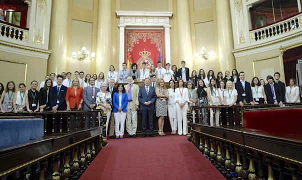 Final de la Liga de Debates en el Senado